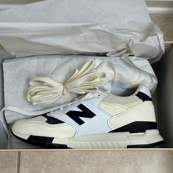 New Balance 998 Sneakers in White and Black main image 7